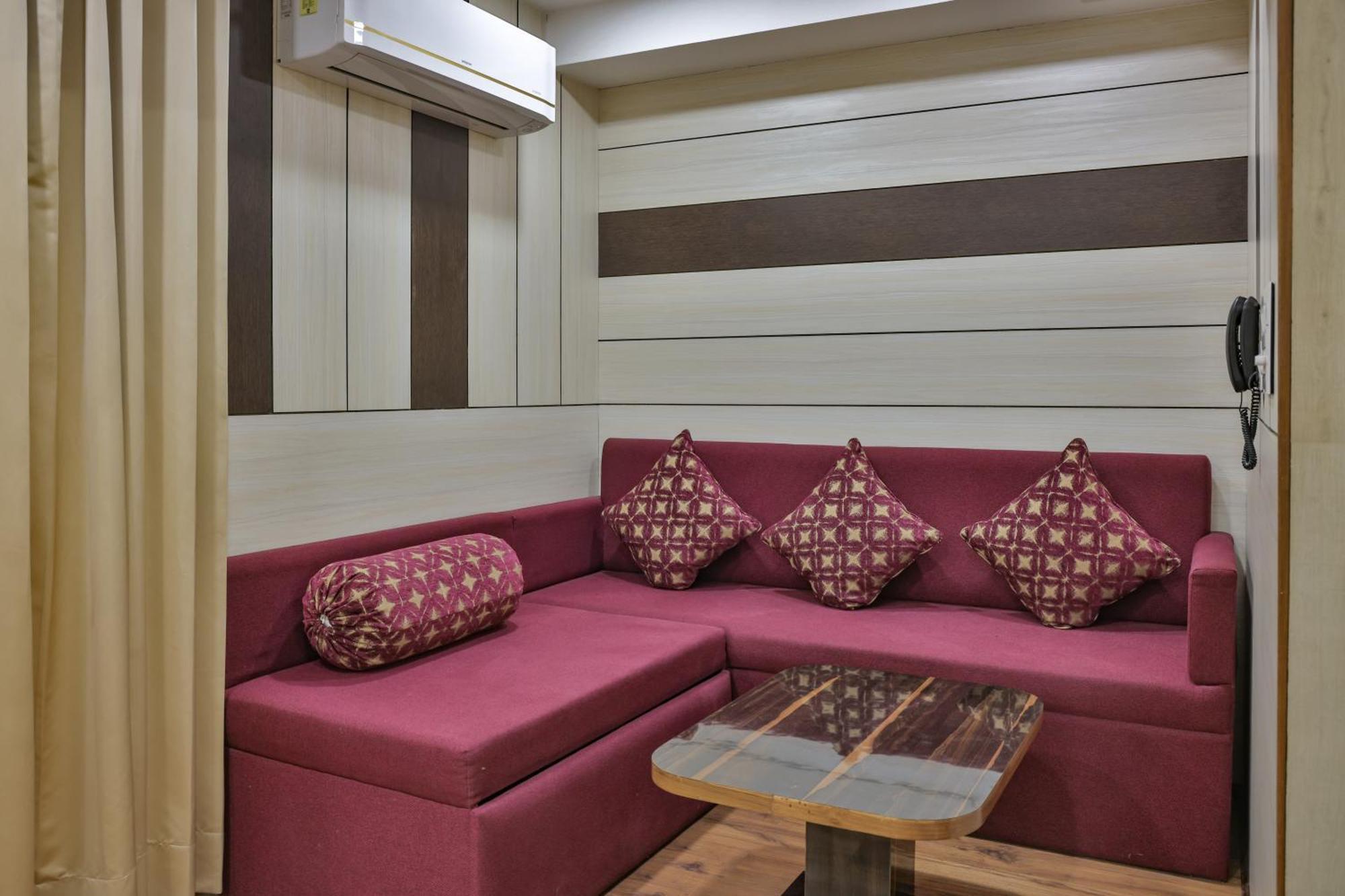 โรงแรมจามา Mohali ภายนอก รูปภาพ