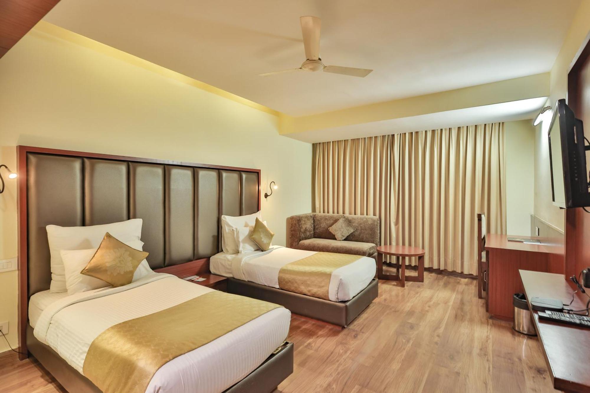 โรงแรมจามา Mohali ภายนอก รูปภาพ